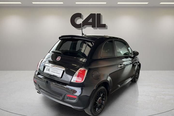 Sort Fiat 500 fra 2015