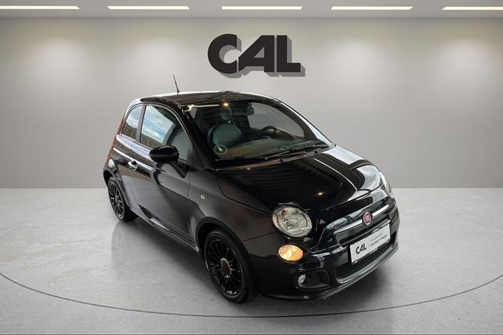 Sort Fiat 500 fra 2015