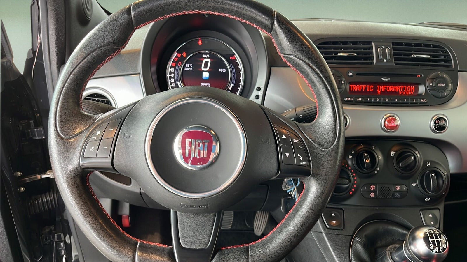 Sort Fiat 500 fra 2015