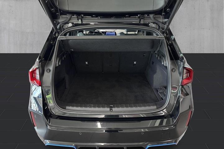 Sort BMW iX1 fra 2023