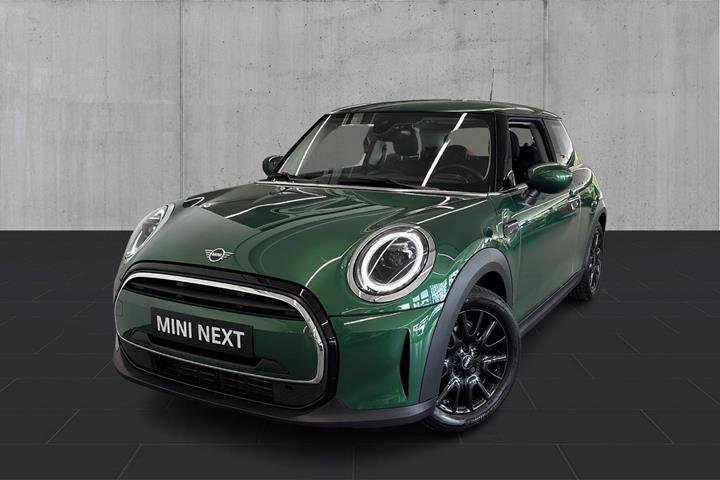 Grøn Mini Cooper fra 2024 set udefra
