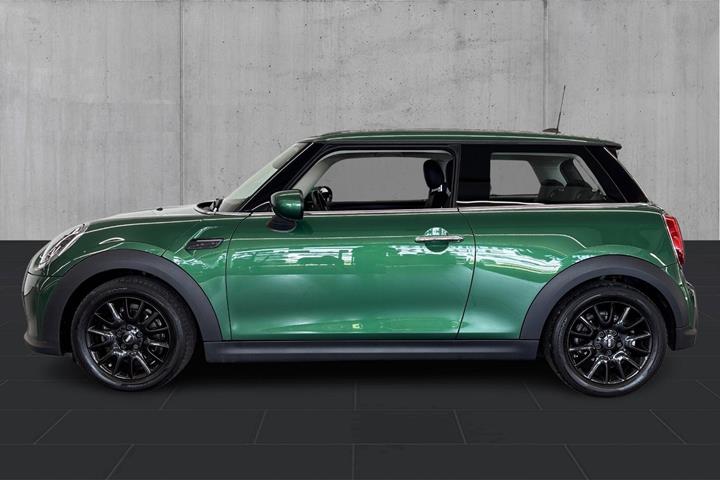 Grøn Mini Cooper fra 2024