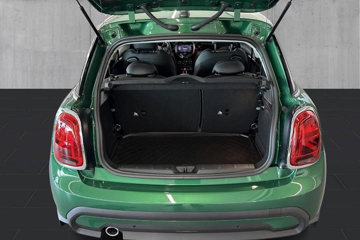 Grøn Mini Cooper fra 2024