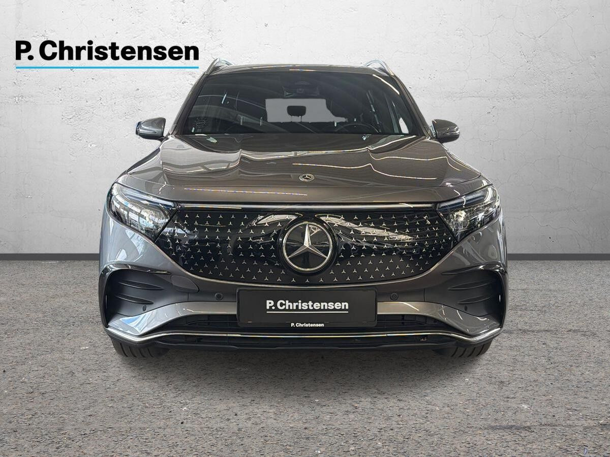 Grå Mercedes EQB350 fra 2024