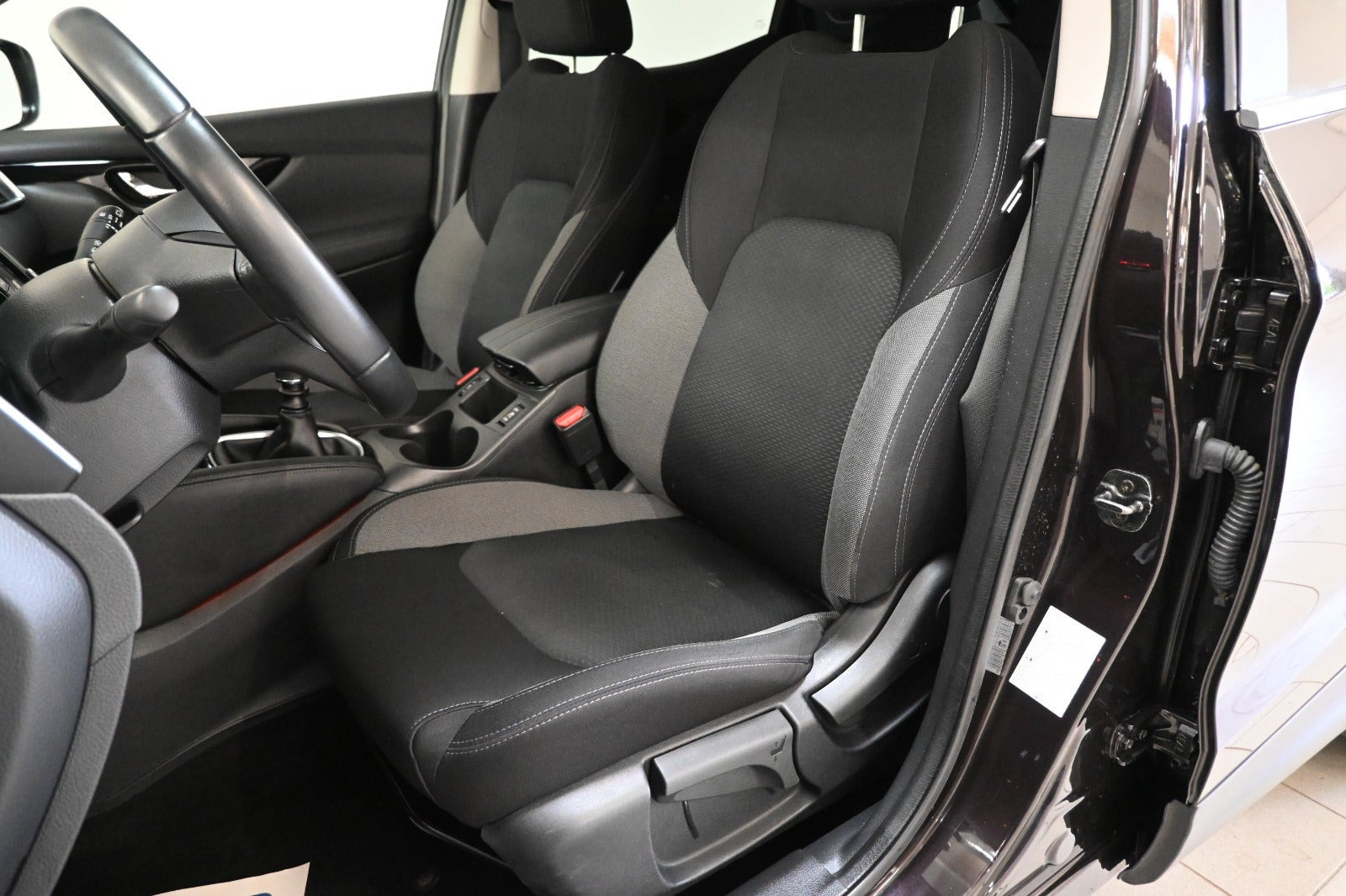 Sort Nissan Qashqai fra 2019