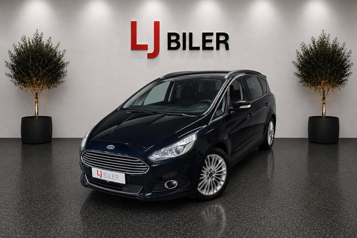 Sort Ford S-MAX fra 2019 set udefra