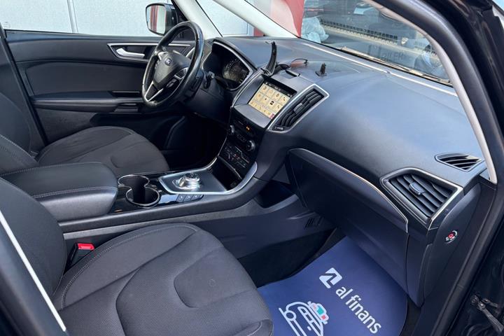 Sort Ford S-MAX fra 2019