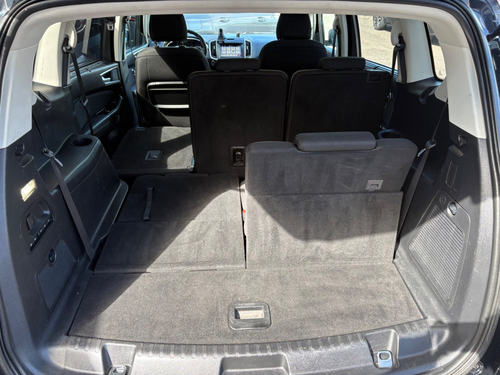 Sort Ford S-MAX fra 2019