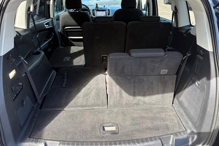 Sort Ford S-MAX fra 2019
