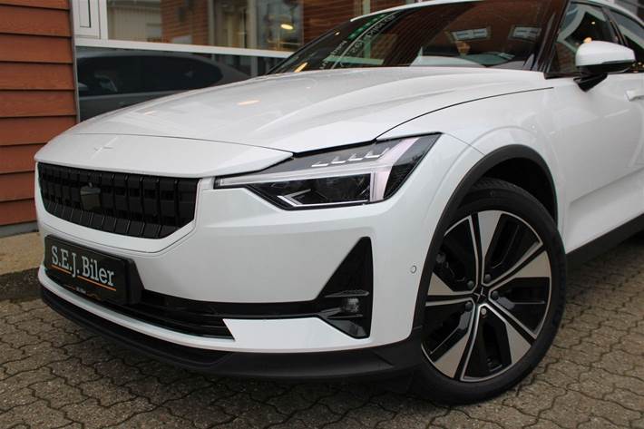Hvid Polestar 2 fra 2023