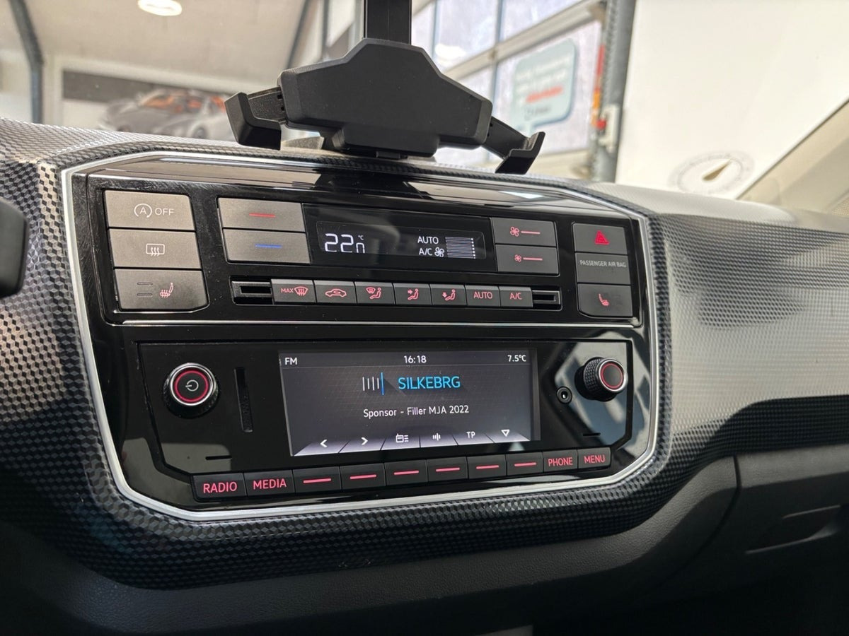 Grå VW UP! fra 2018