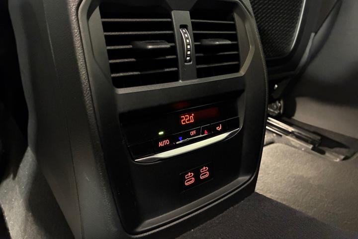 Sort BMW i4 fra 2024