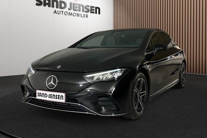 Sort Mercedes EQE350 fra 2024