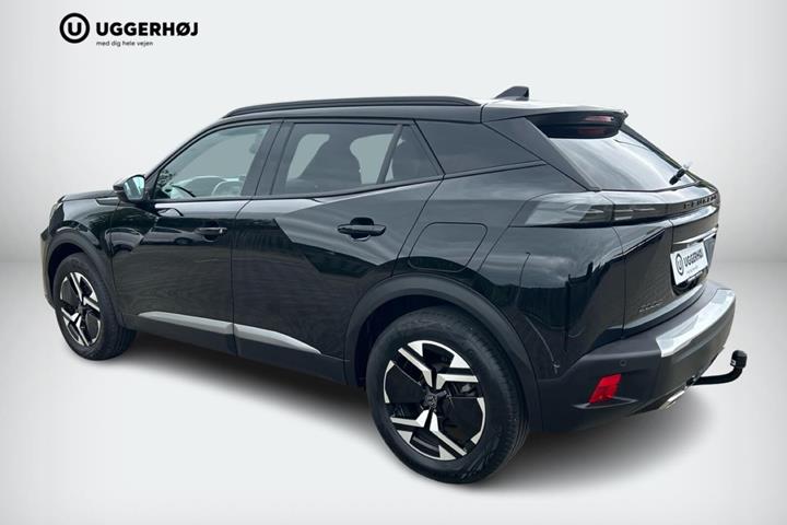 Sort Peugeot 2008 fra 2024