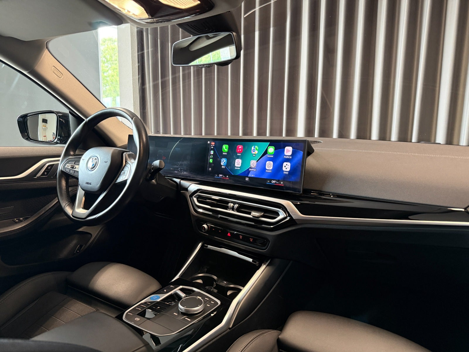Sort BMW i4 fra 2023