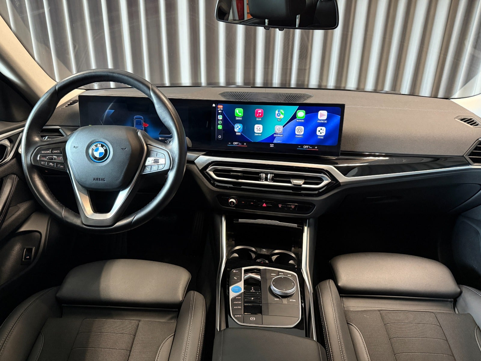 Sort BMW i4 fra 2023