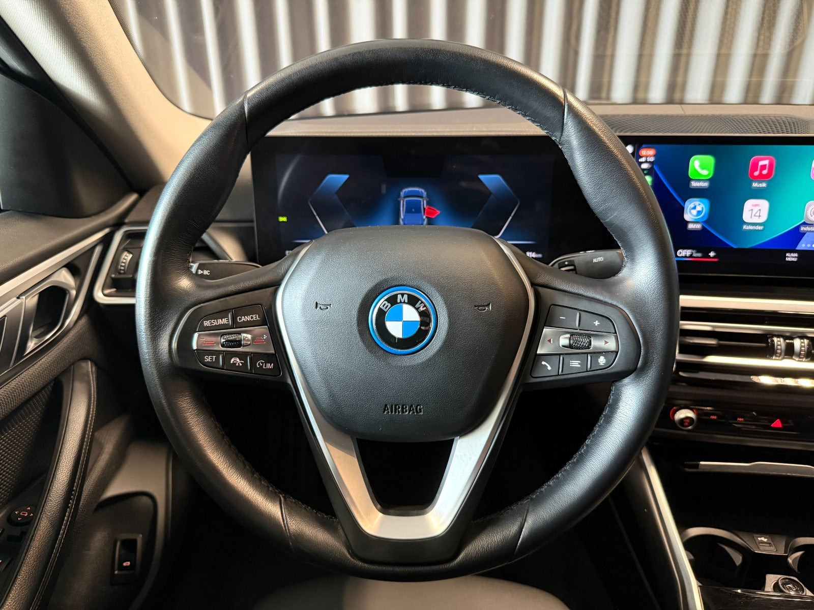 Sort BMW i4 fra 2023