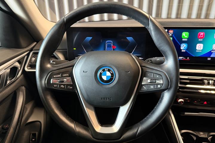 Sort BMW i4 fra 2023