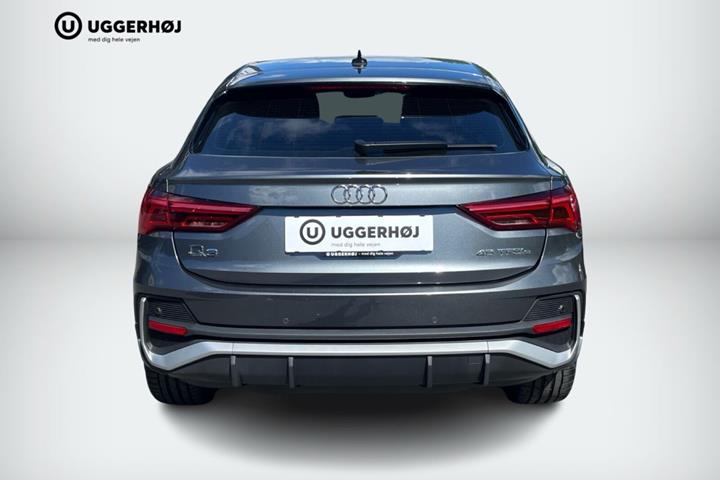 Sort Audi Q3 fra 2022