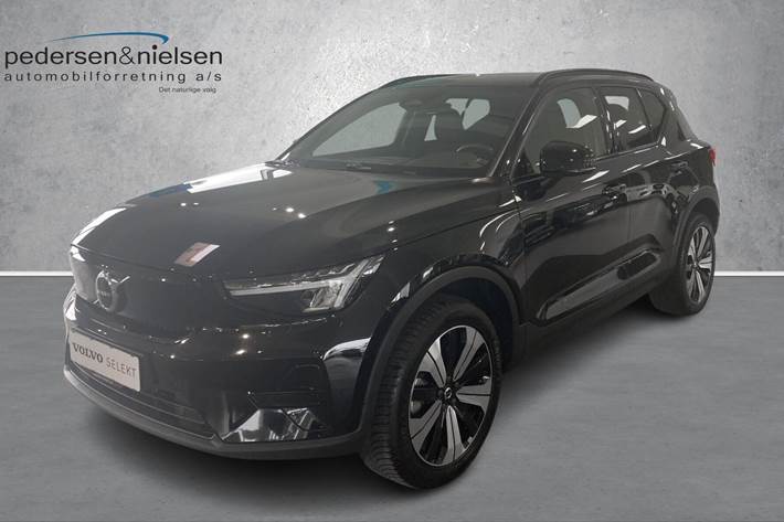 Sort Volvo XC40 fra 2022