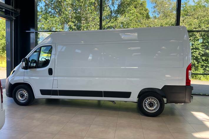 Hvid Citroën Jumper fra 2024