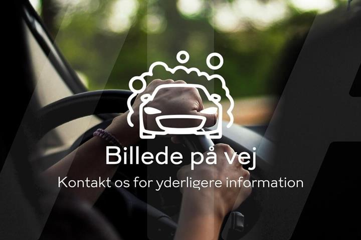 Blå Toyota C-HR fra 2022