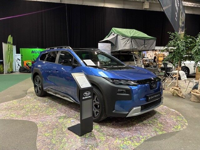 Bronze Subaru e-Outback fra 2026 set udefra
