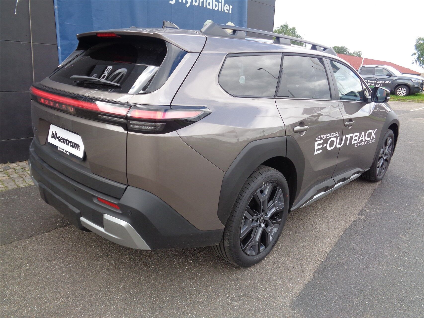 Bronze Subaru e-Outback fra 2026