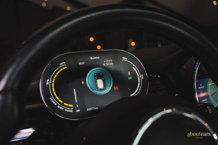 Sort Mini Cooper SE fra 2023
