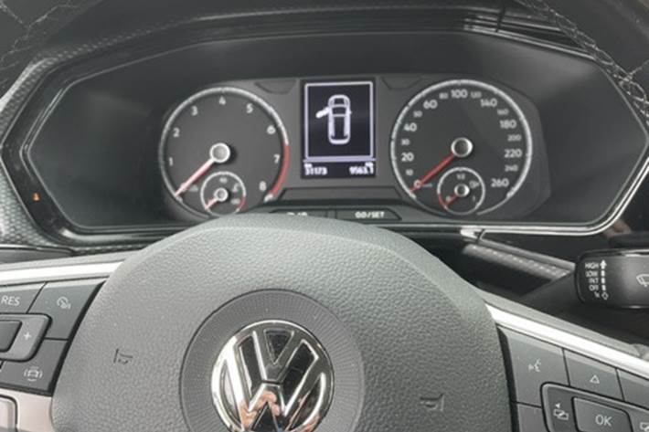 Sølv VW T-Cross fra 2020