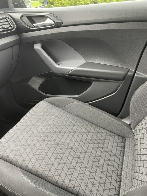 Sølv VW T-Cross fra 2020