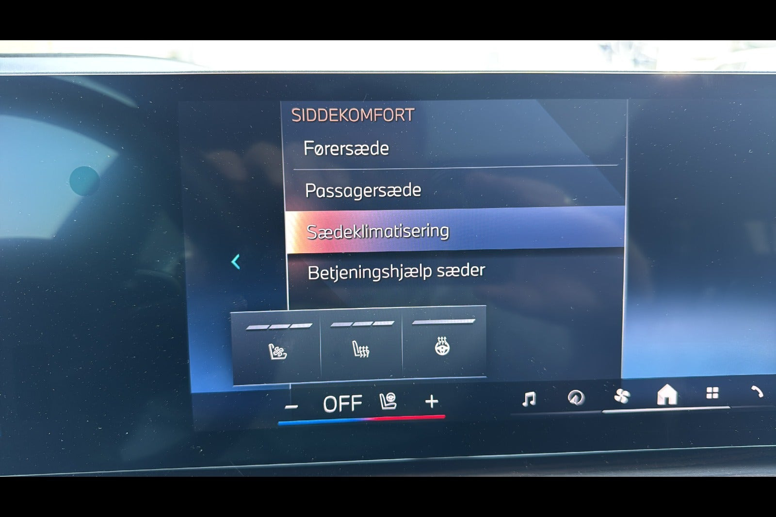 Hvid BMW X5 fra 2024