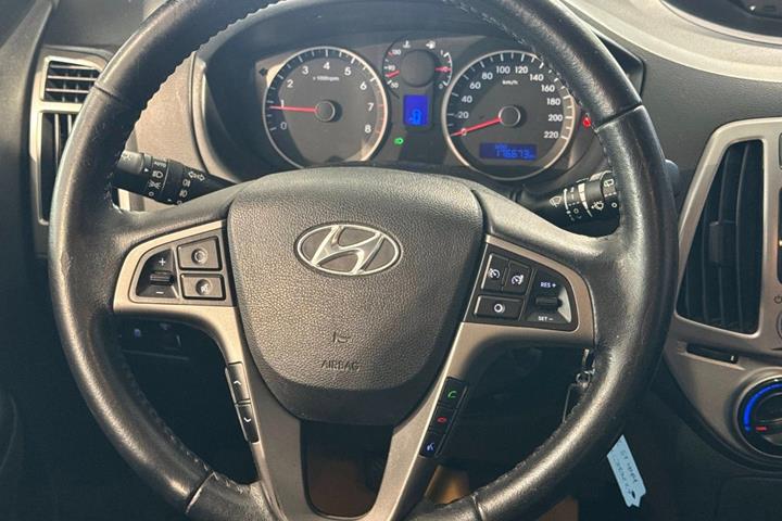 undefined Hyundai i20 fra 2014