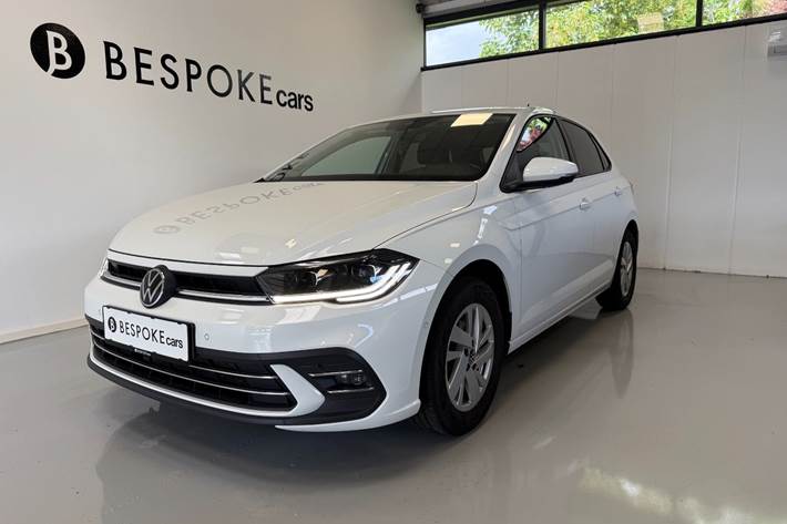 Hvid VW Polo fra 2023