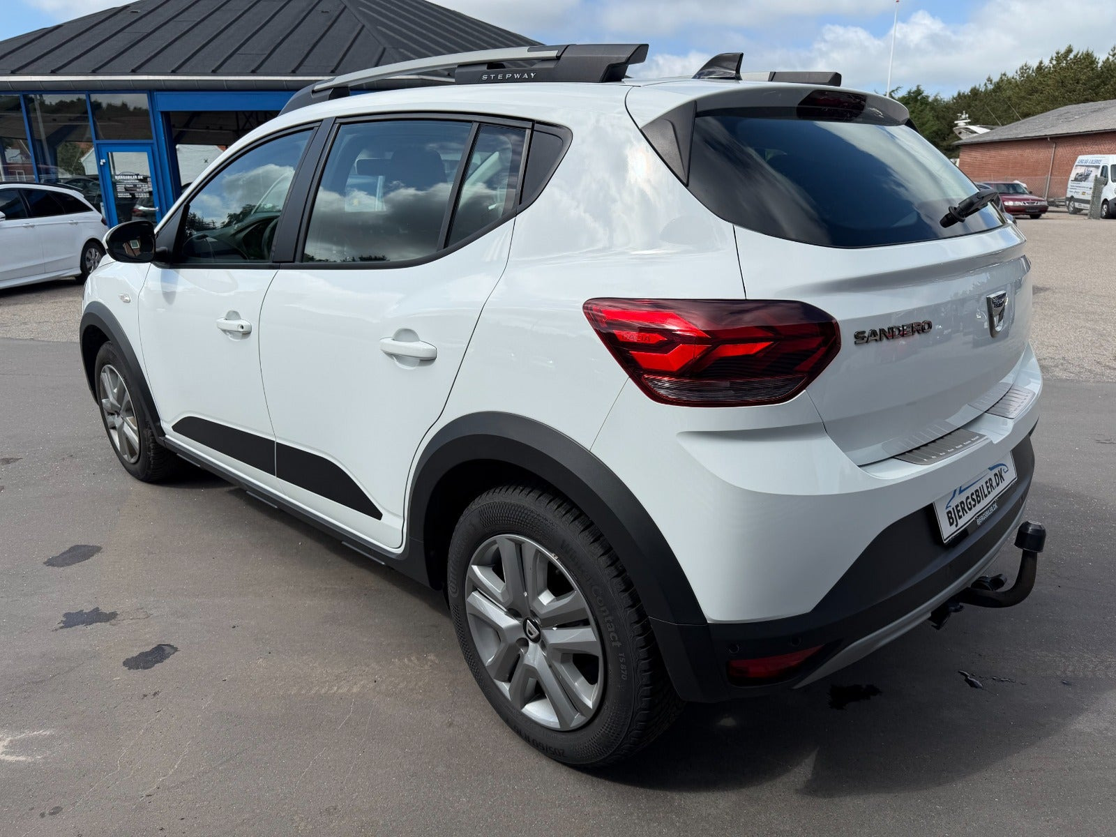 Hvid Dacia Sandero Stepway fra 2021