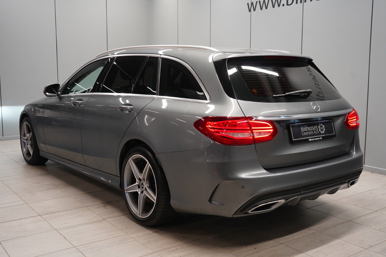 Grå Mercedes C220 d fra 2016