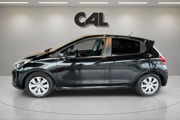 Sort Peugeot 208 fra 2016