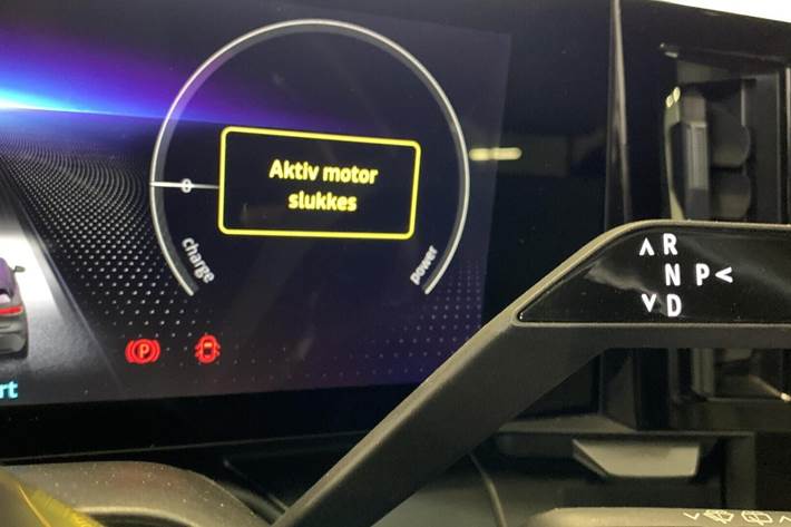 Grå Renault Megane E-Tech fra 2023