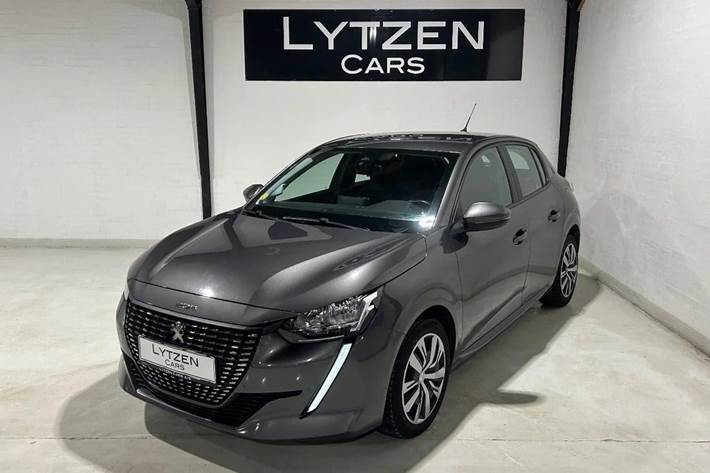 Grå Peugeot 208 fra 2020