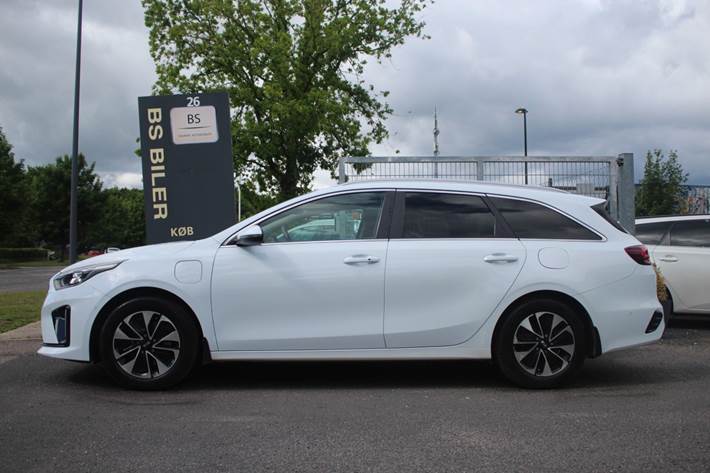 Hvid Kia Ceed fra 2020