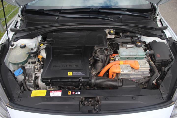 Hvid Kia Ceed fra 2020