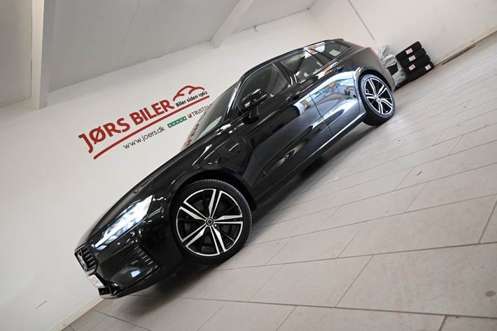 Sort Volvo V60 fra 2022