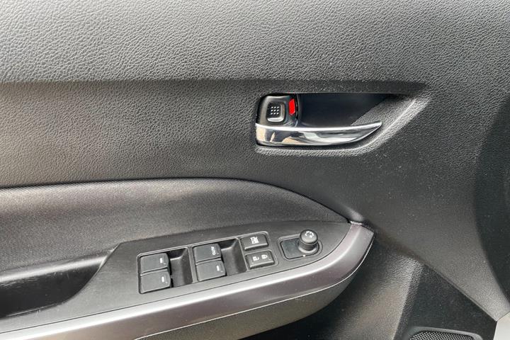 undefined Suzuki Vitara fra 2020