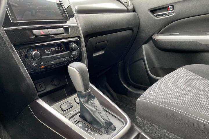 undefined Suzuki Vitara fra 2020