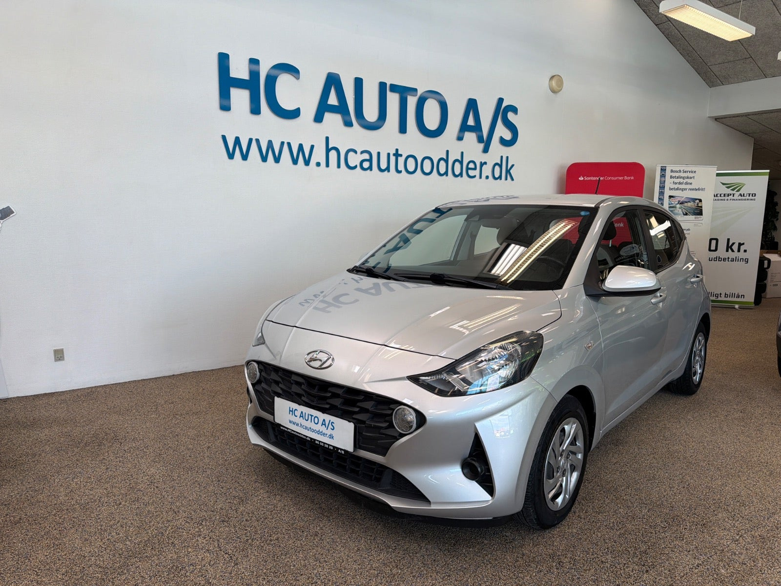 Sølv Hyundai i10 fra 2020