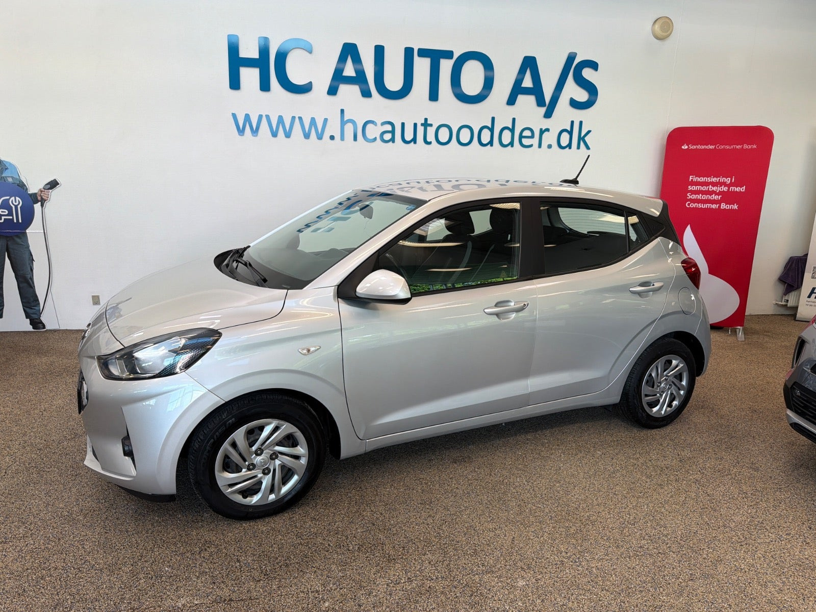 Sølv Hyundai i10 fra 2020