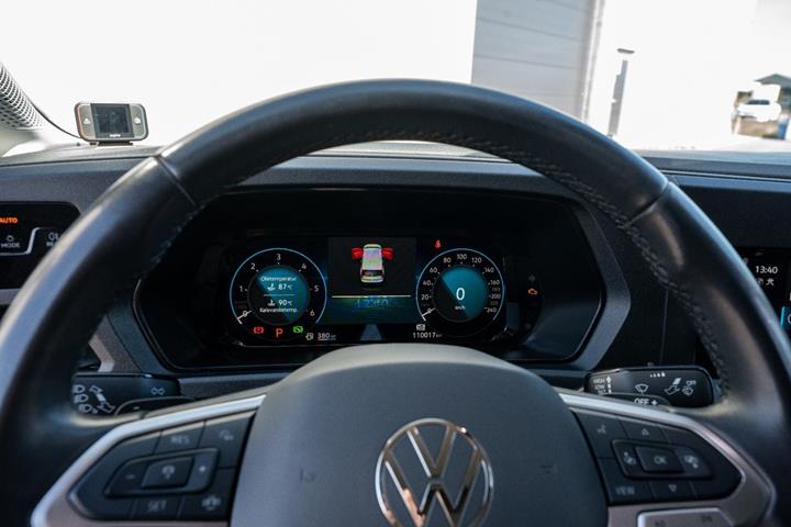 Sort VW Caddy fra 2024