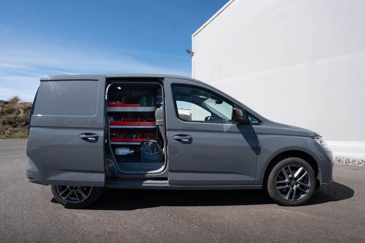 Sort VW Caddy fra 2024