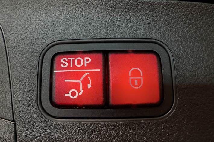 Sort Mercedes EQA250 fra 2025