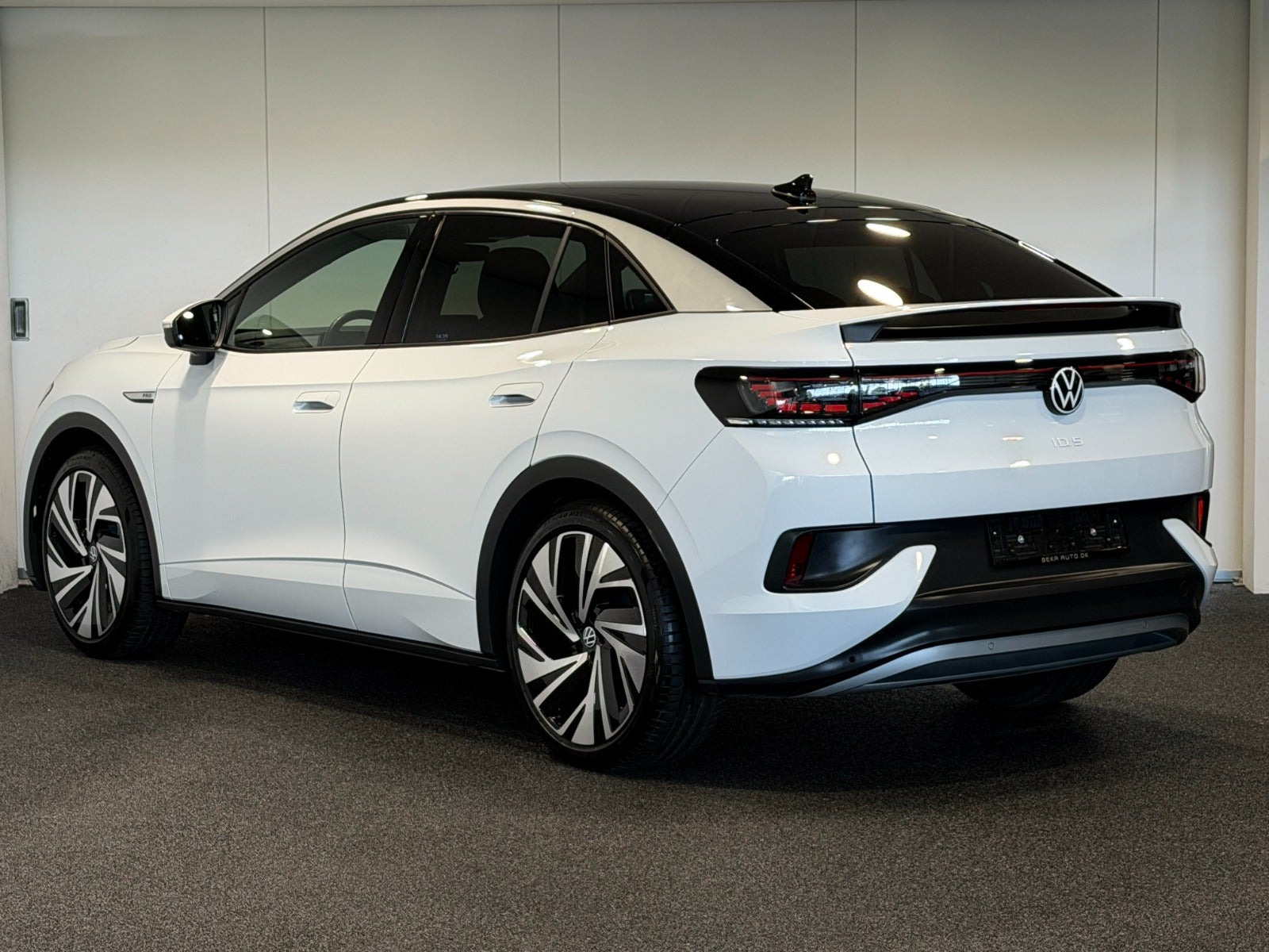 Hvid VW ID.5 fra 2024
